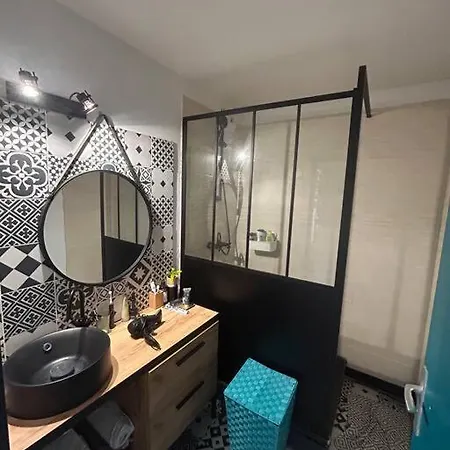 Superbe T2 Type Loft Proche Paris La Defense Arena Et 30 Min Stade De France * 쀼또